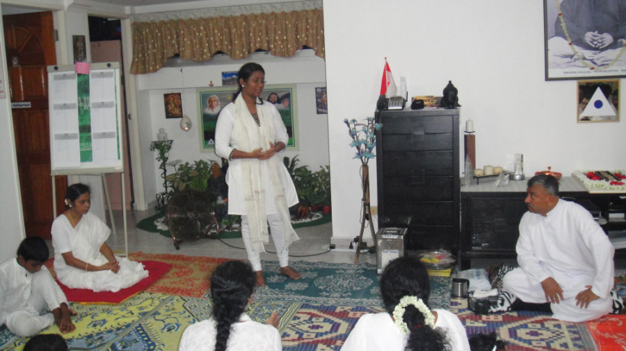 22 Mei Ganaselvi Kavitha Senthil Sharing her Experience and Value of Meditation
